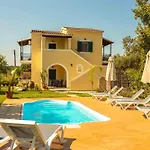 Blue Wave Beach Villa With Pool 100M From The Beach