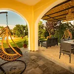 Blue Wave Beach Villa With Pool 100M From The Beach