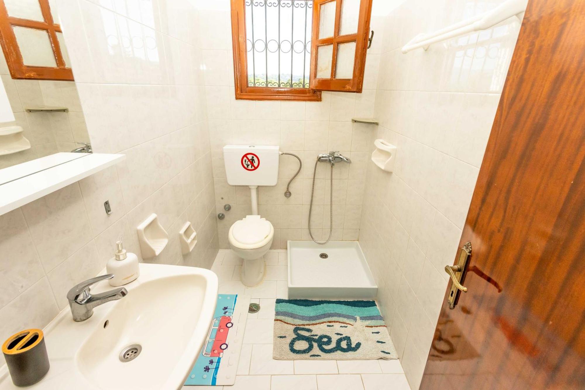 Apartment Blue Wave With Pool 100m From The