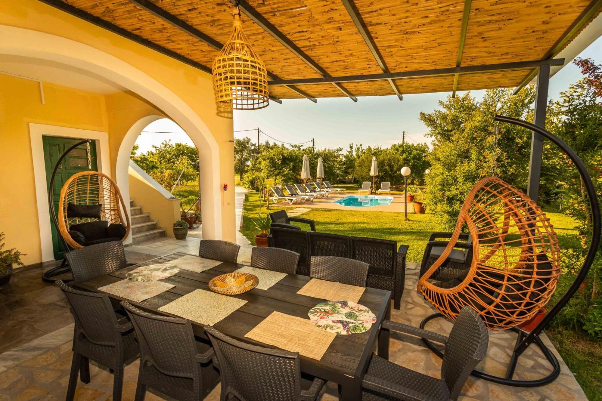 Apartment Blue Wave With Pool 100m From The Karousades (Esperies)